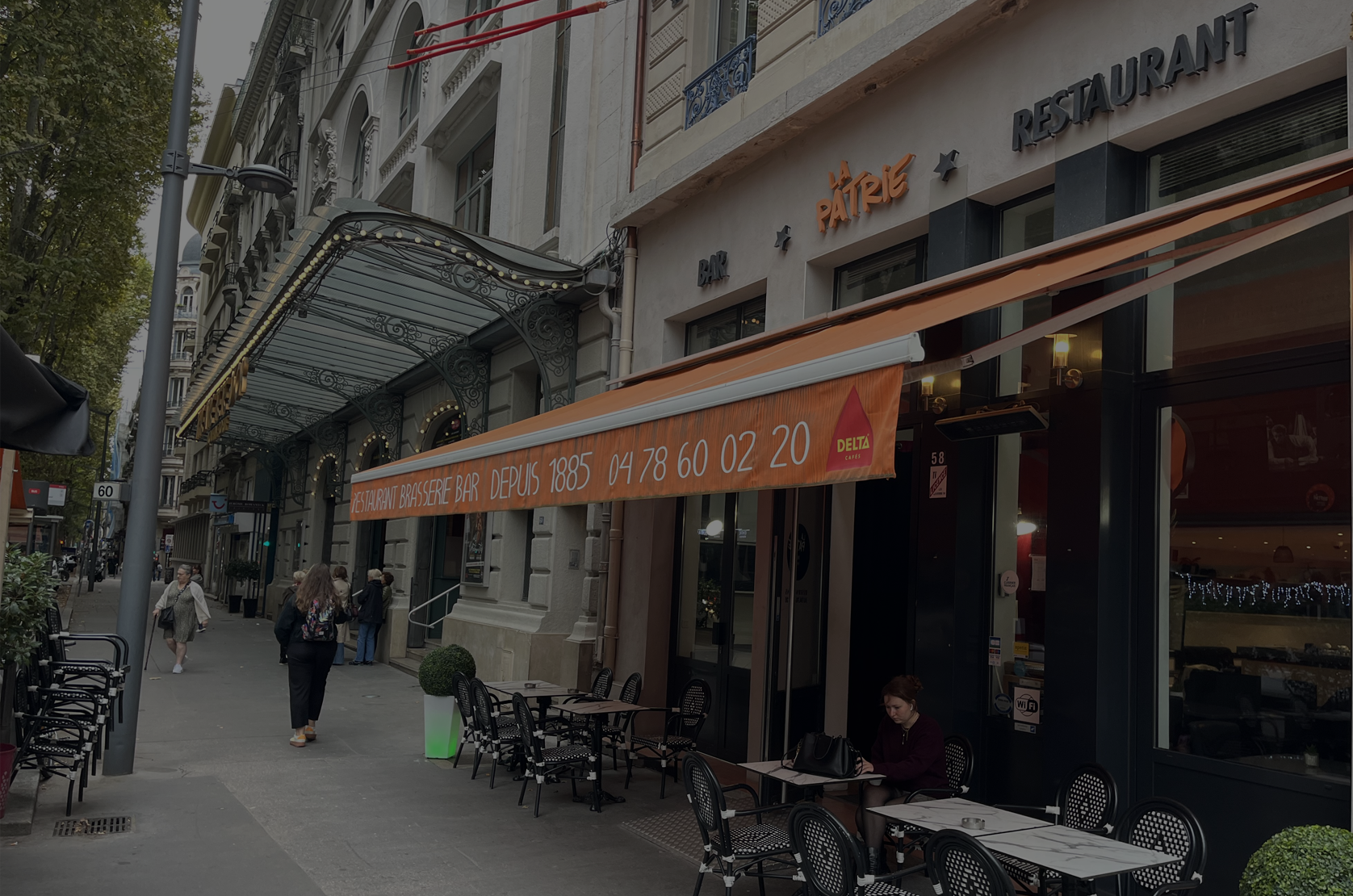 Ambiance conviviale et chaleureuse à la Brasserie La Patrie Lyon 6e