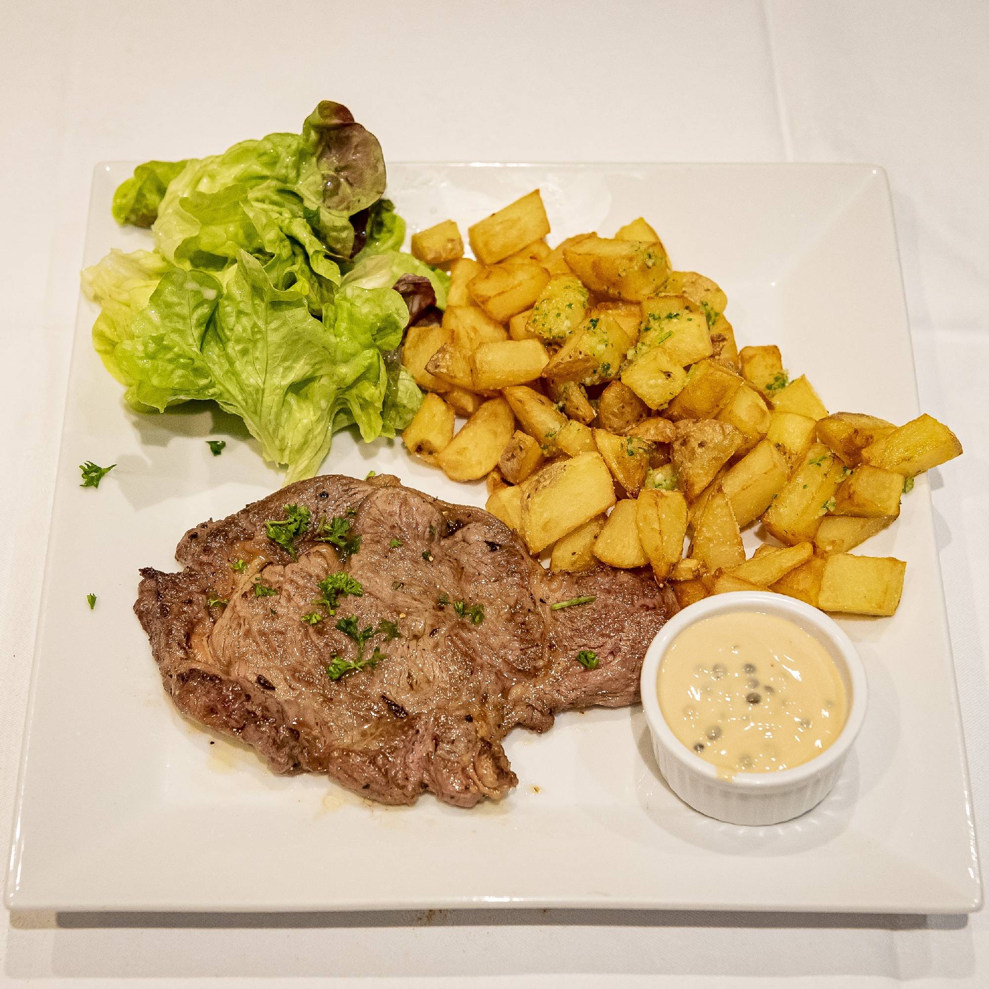 Cuisine française généreuse - Restaurant La Patrie